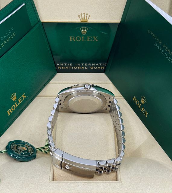 Rolex Datejust 41 126300 Image 4